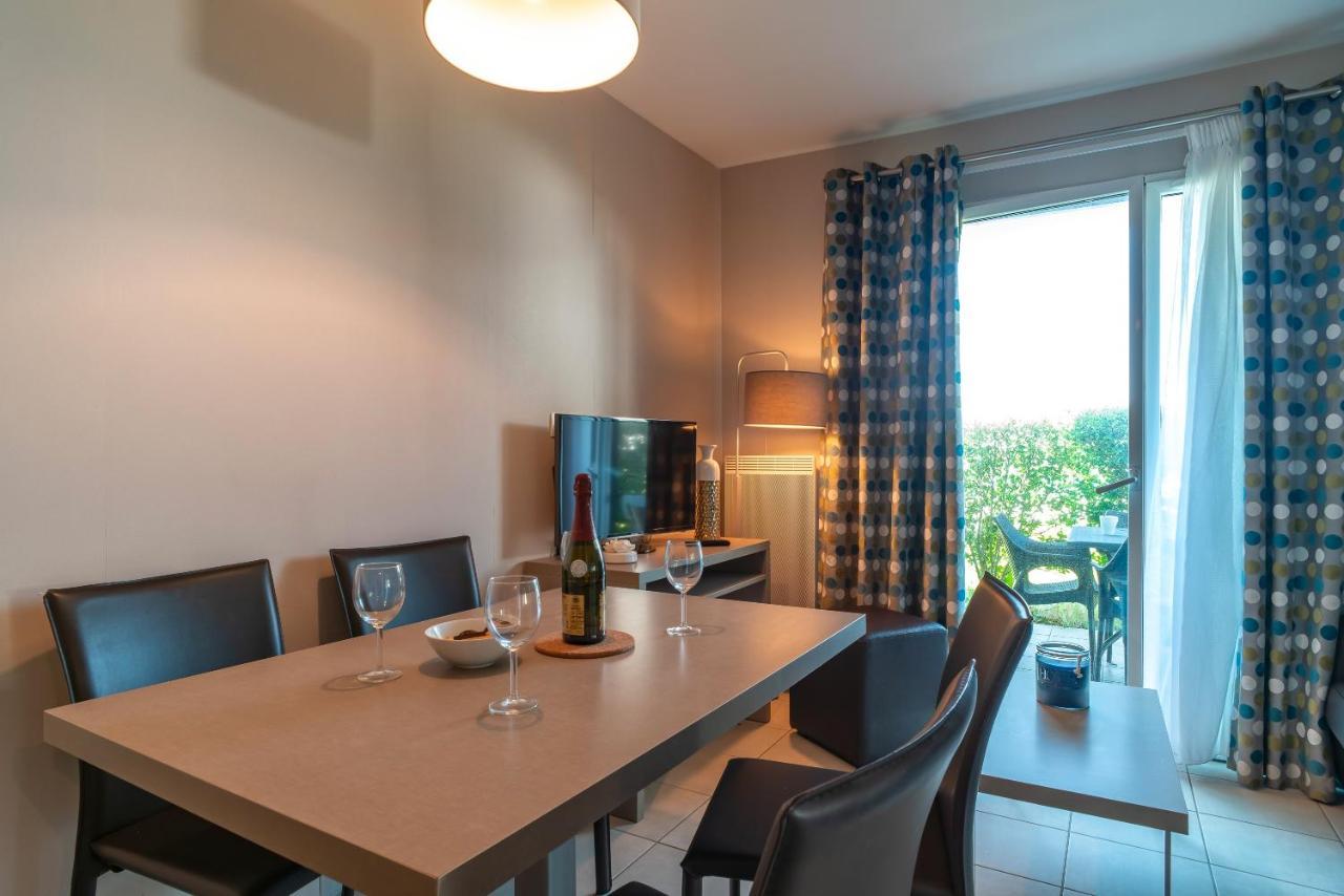 Les Thermes 408 - Appt Pour 4 Avec Piscine Partagee Concarneau Esterno foto