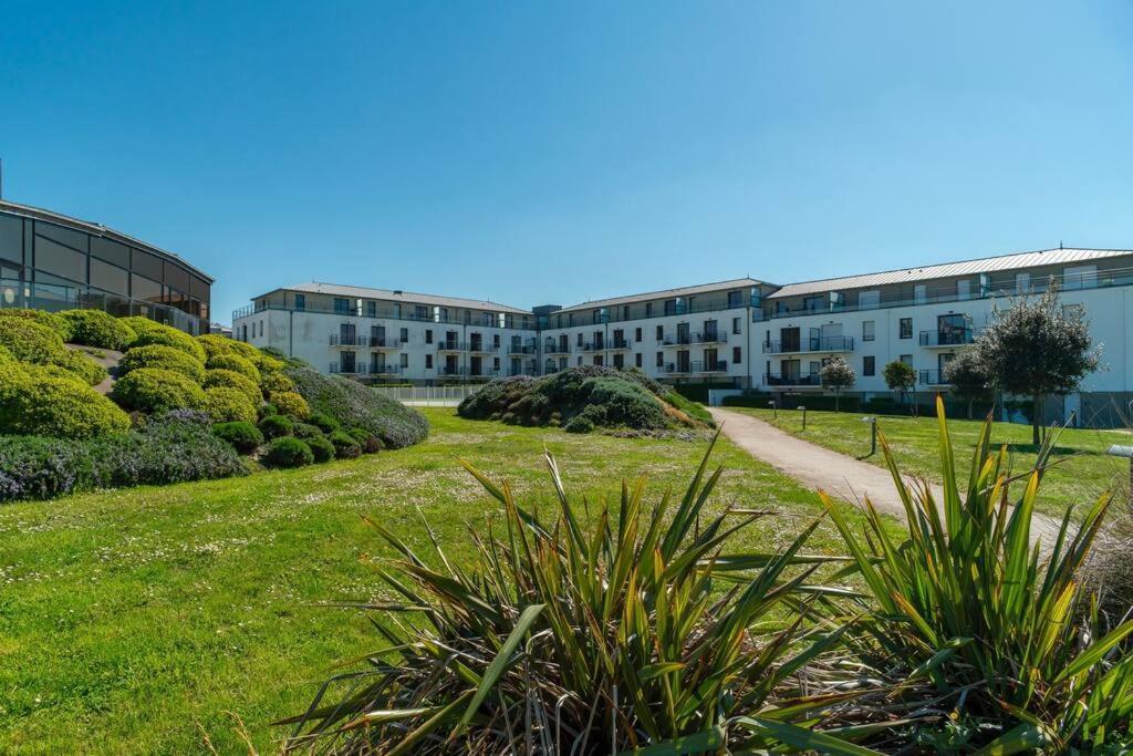 Les Thermes 408 - Appt Pour 4 Avec Piscine Partagee Concarneau Esterno foto
