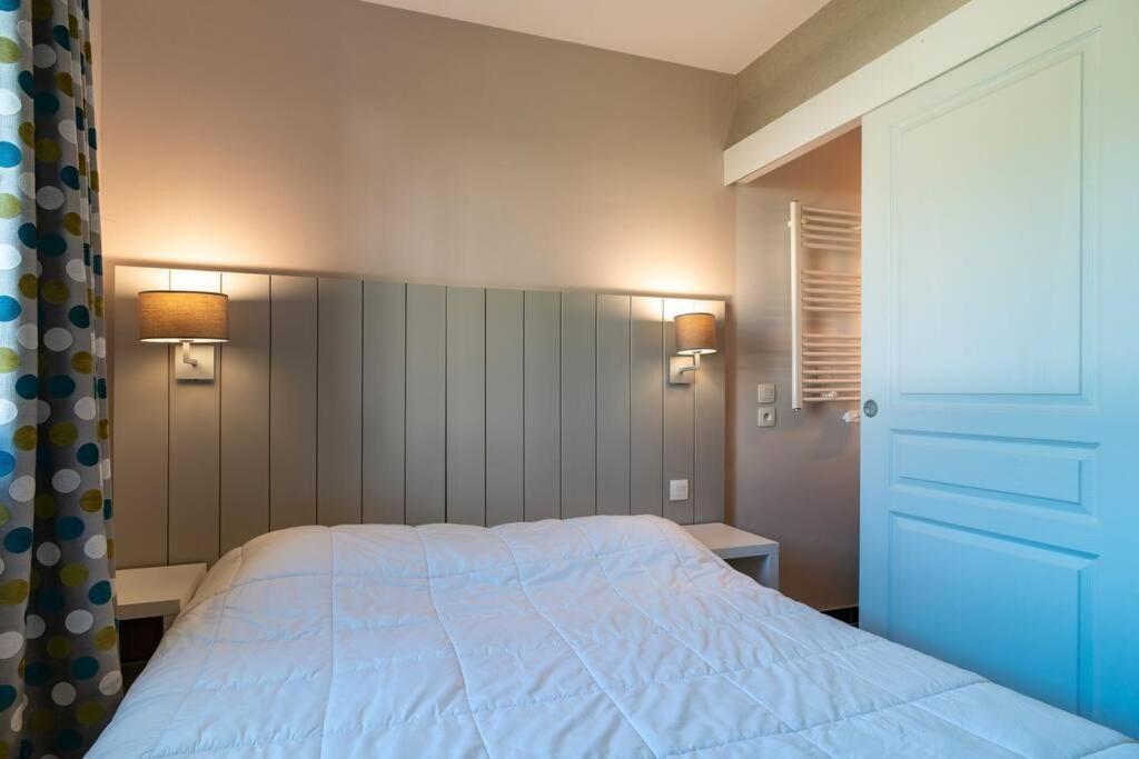 Les Thermes 408 - Appt Pour 4 Avec Piscine Partagee Concarneau Esterno foto